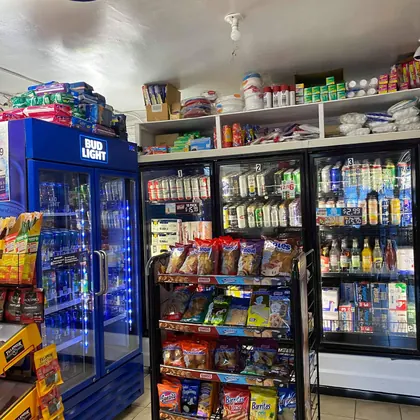 Coras Market, business photo 4