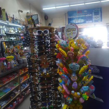 Dos Amigos Market, business photo 2