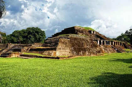 El Tazumal Pupuseria, business photo 4