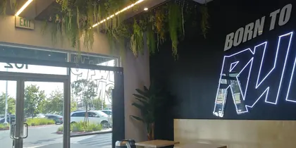 Krak Boba, business photo 2