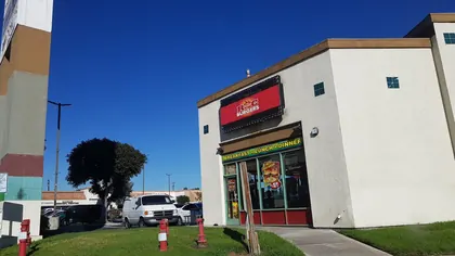 RC Burgers, business photo 3